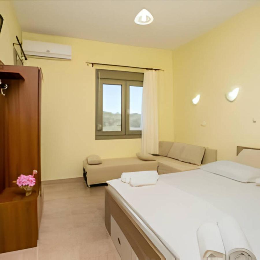 Villa Elista أستريس المظهر الخارجي الصورة